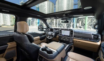 2023 Ford Super Duty F-350 Lariat